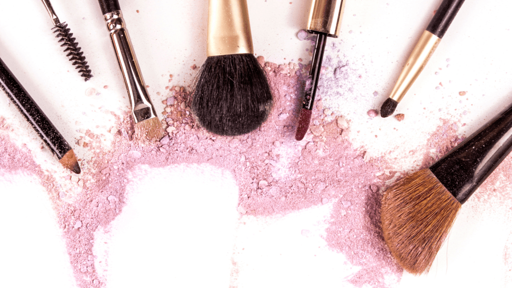 Clean your Makeup Brushes … Sucia 💋